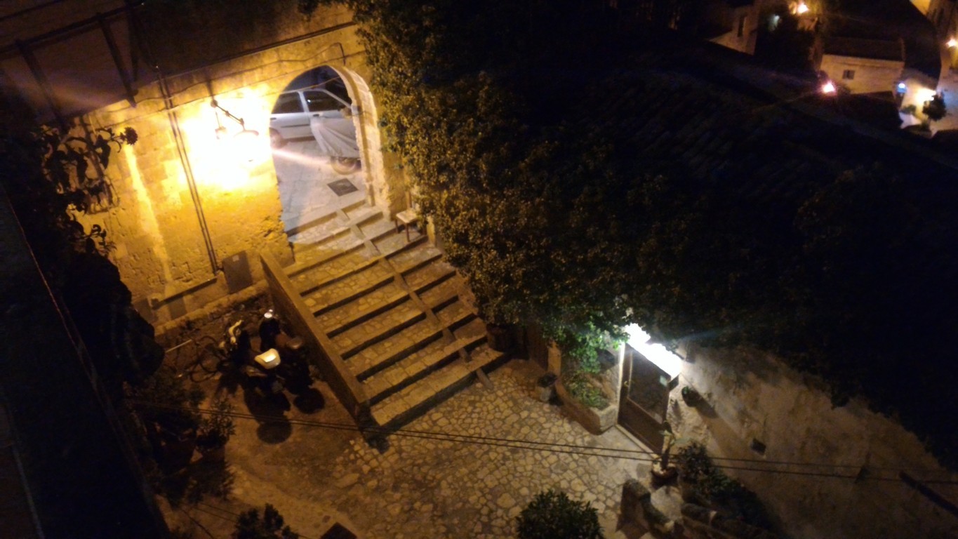 P_20160804_234542 .jpg